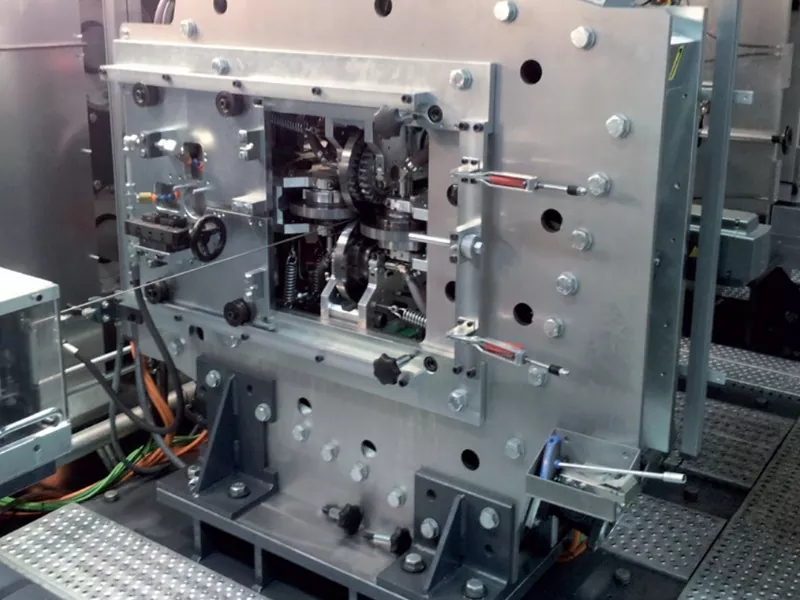 Peiriant rholio proffil